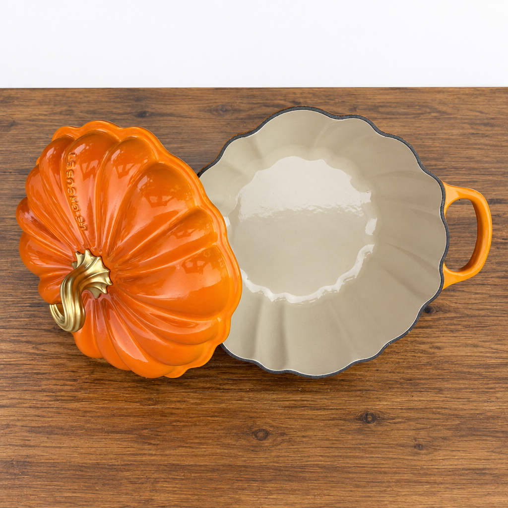 Le Creuset Signature Pumpkin Cocotte