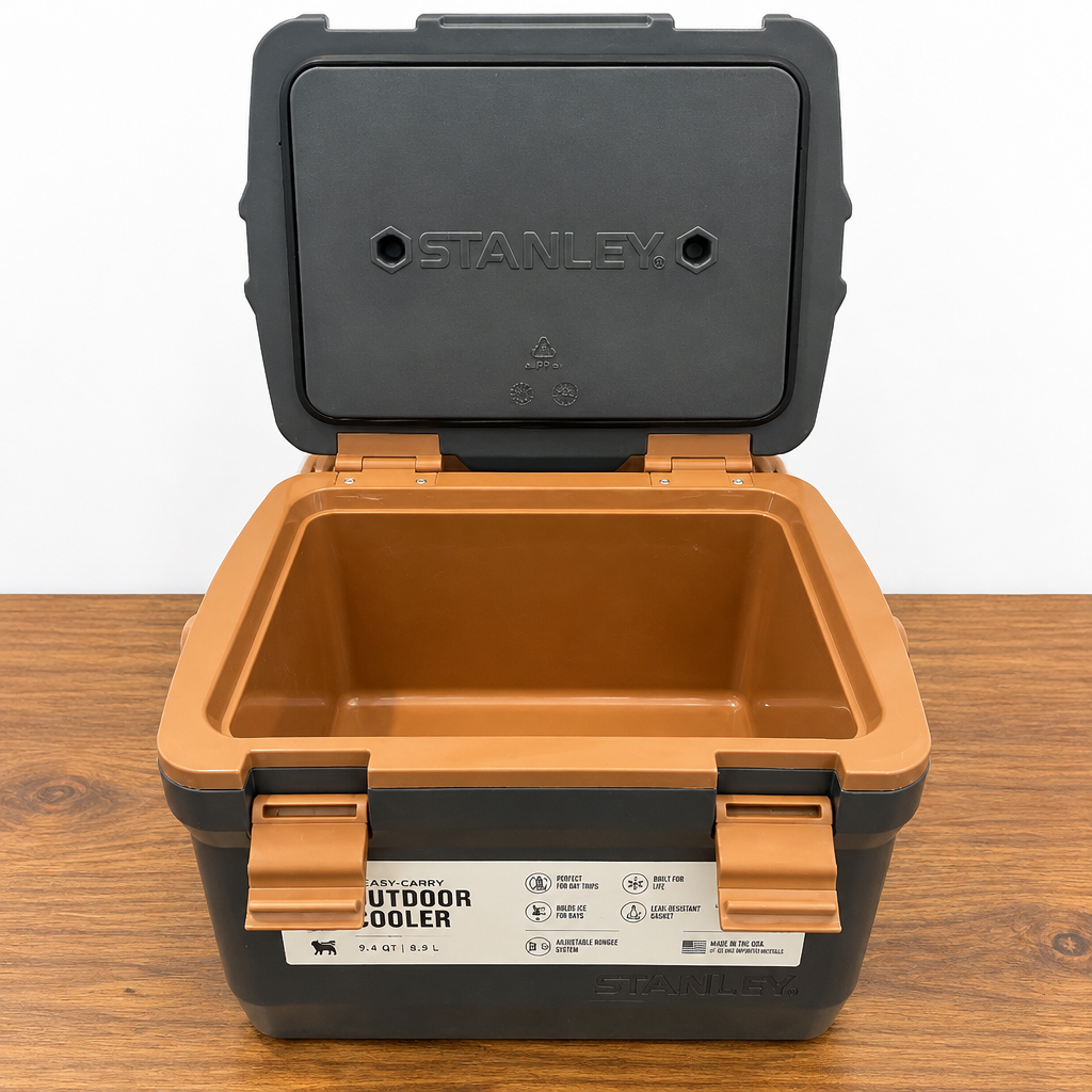 Easy-Carry Outdoor Cooler